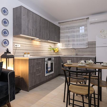 Arazzo Apartments Vasilikí エクステリア 写真