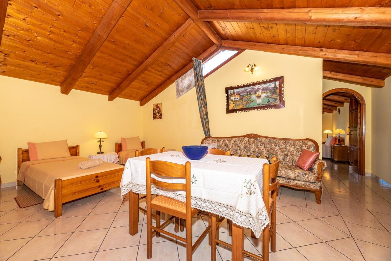 Arazzo Apartments Vasilikí エクステリア 写真