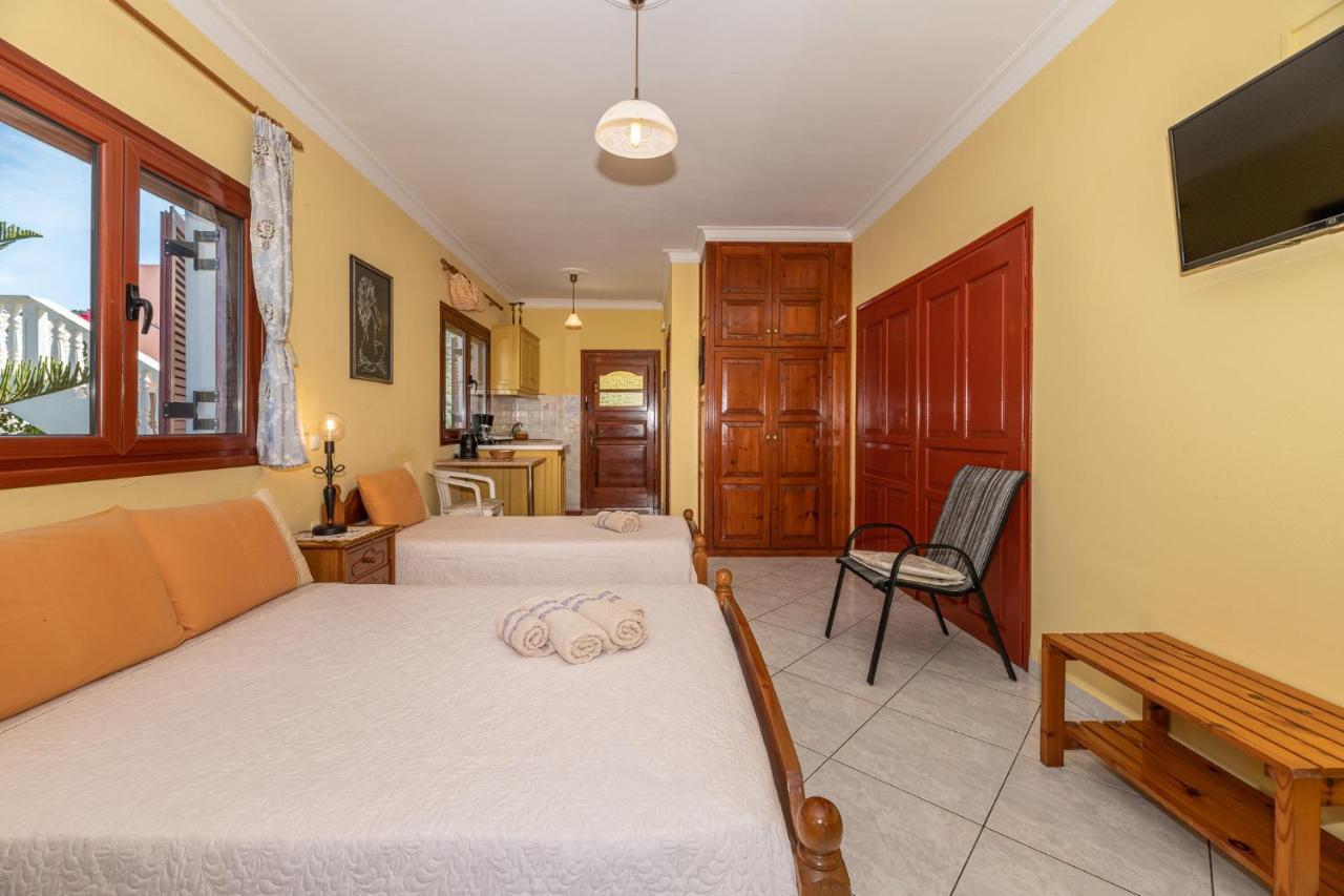 Arazzo Apartments Vasilikí エクステリア 写真