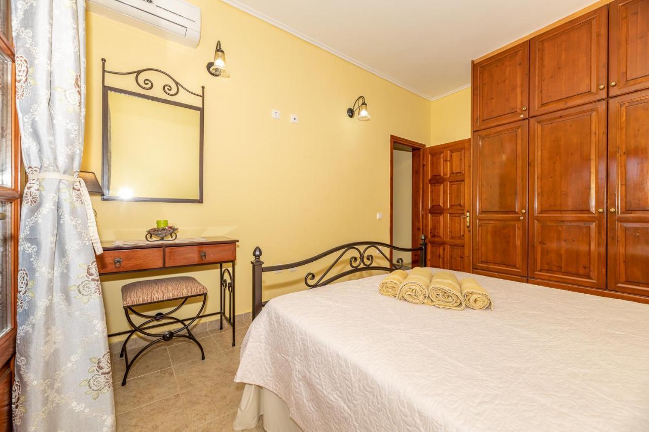Arazzo Apartments Vasilikí エクステリア 写真