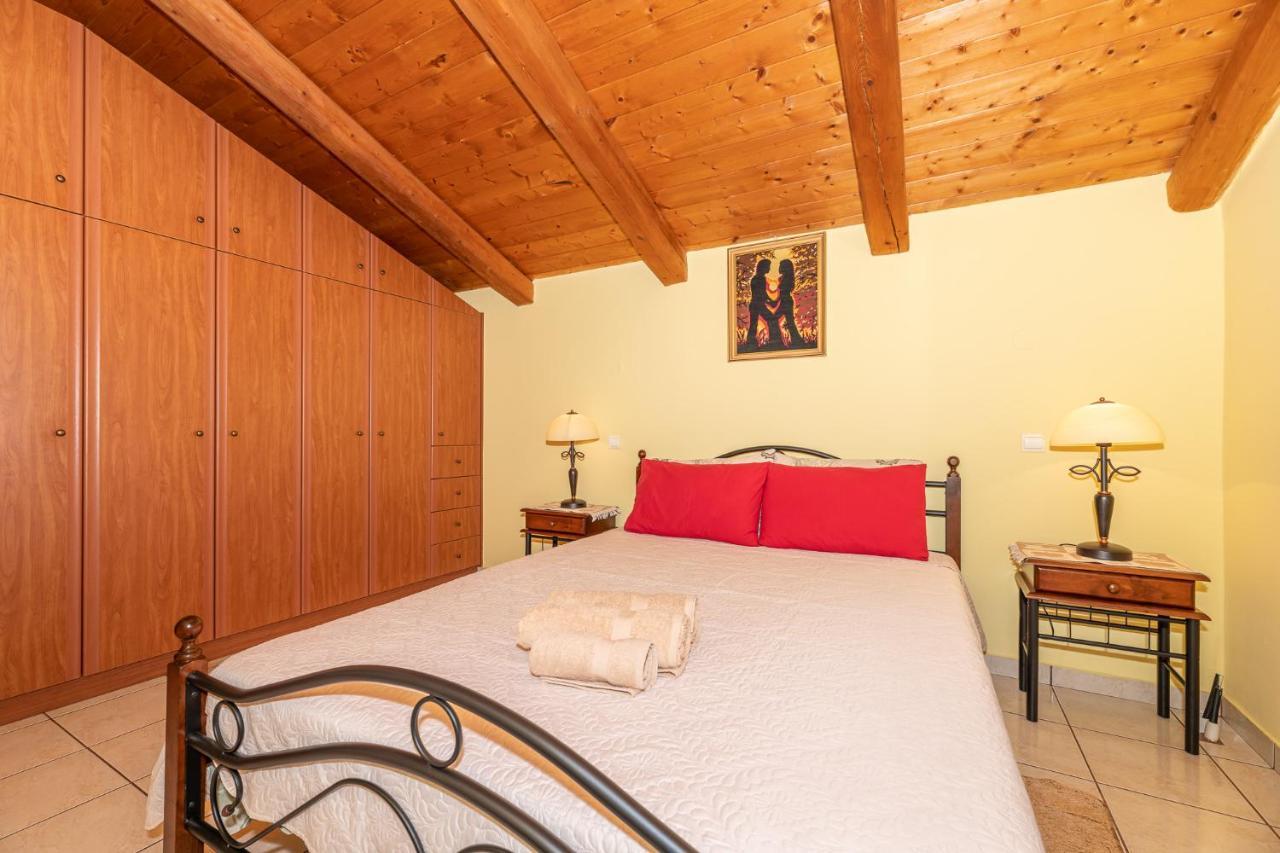 Arazzo Apartments Vasilikí エクステリア 写真