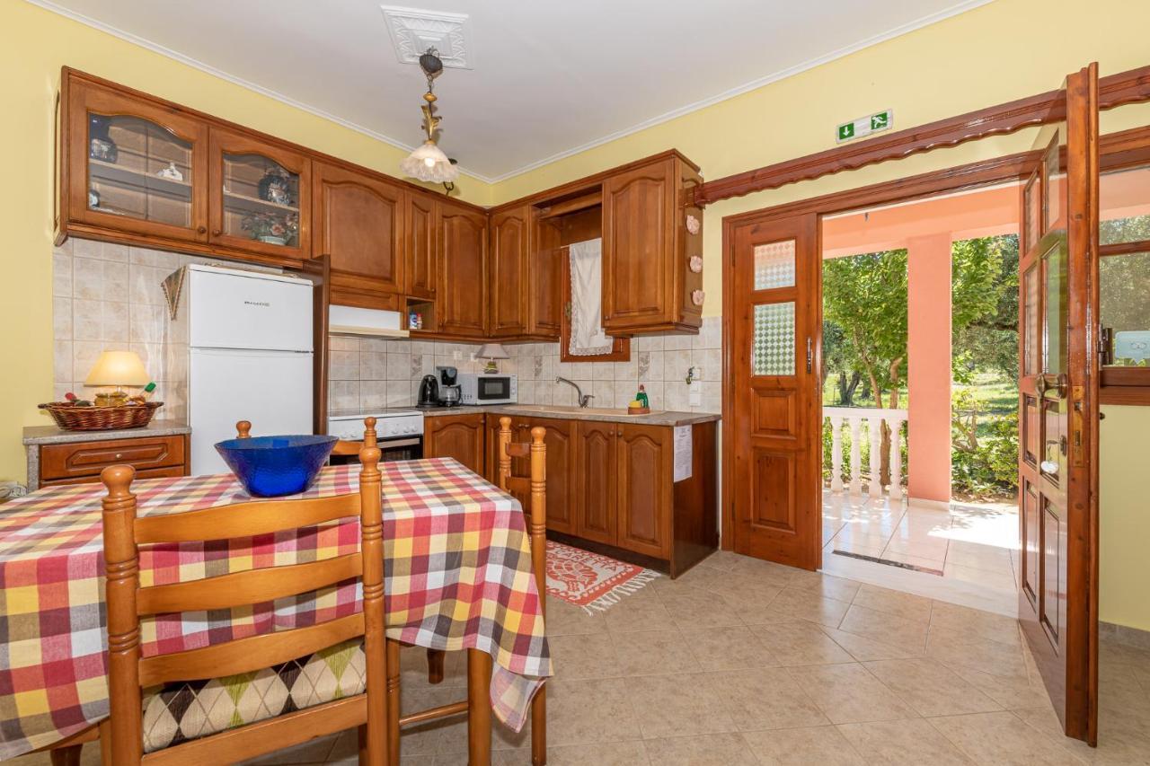 Arazzo Apartments Vasilikí エクステリア 写真