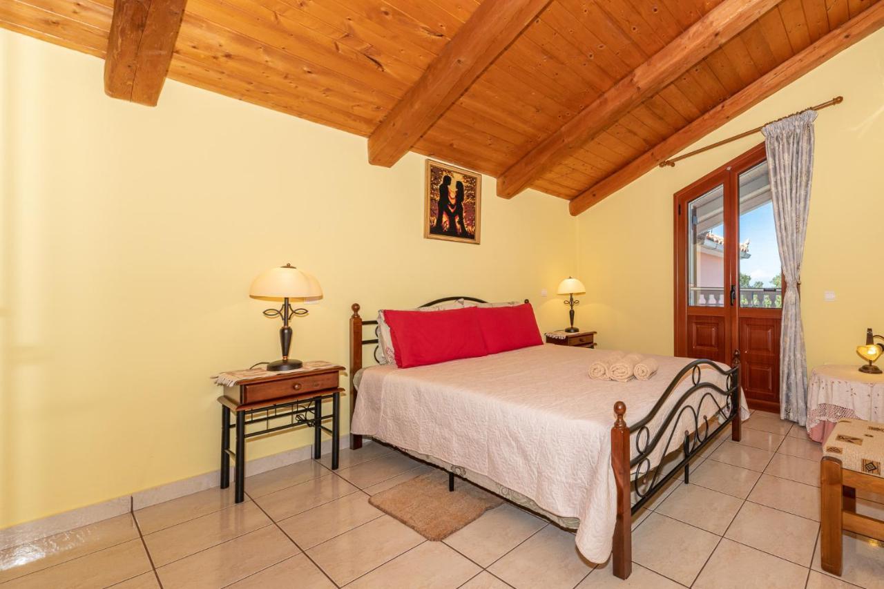 Arazzo Apartments Vasilikí エクステリア 写真