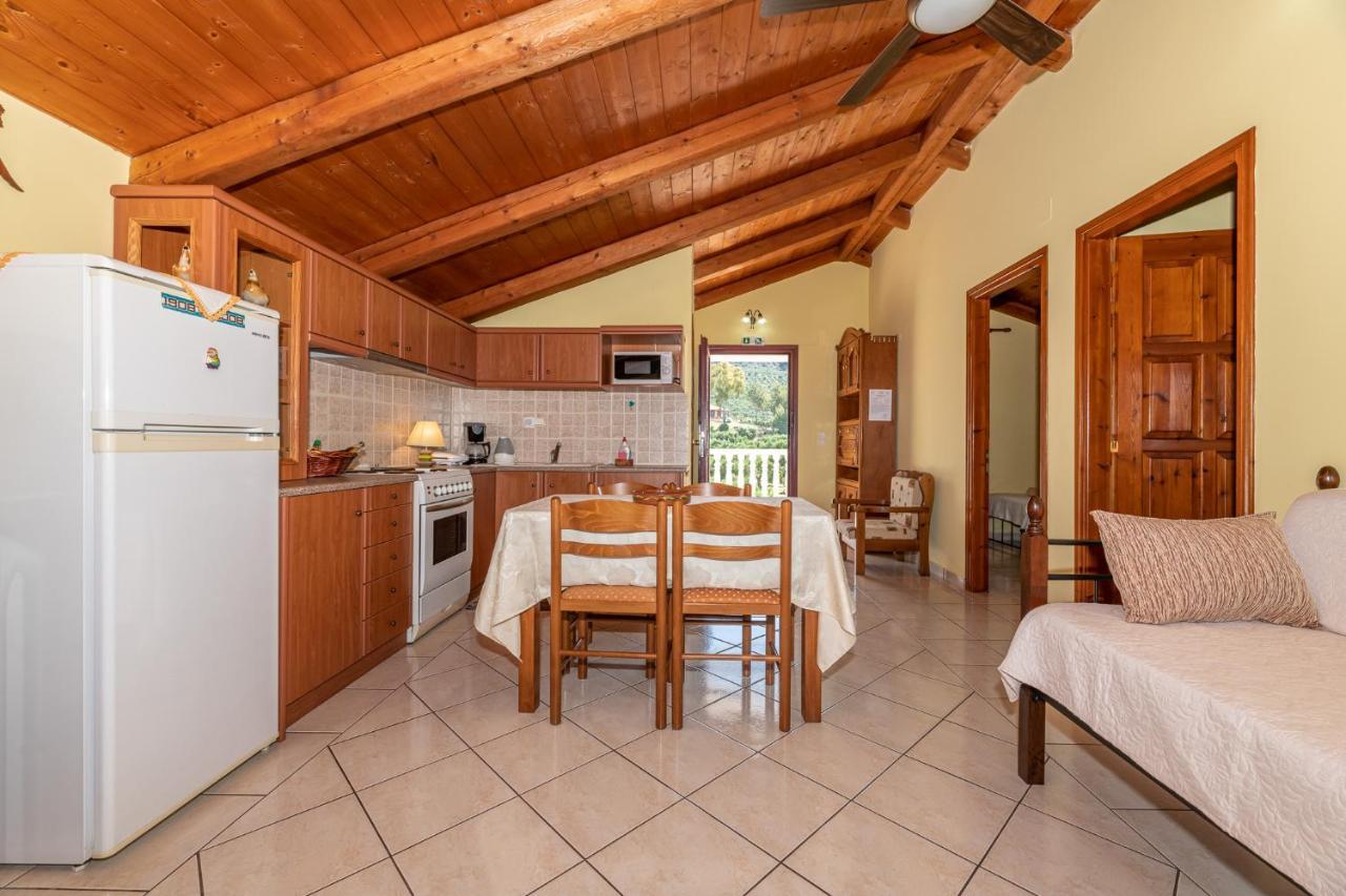 Arazzo Apartments Vasilikí エクステリア 写真